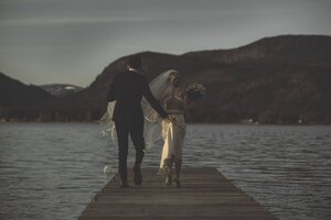 Dark Tones|Moody Green - Newlywed at the lake