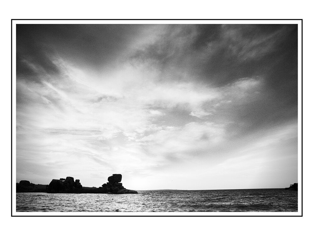 After · Black-and-White-Lessinia