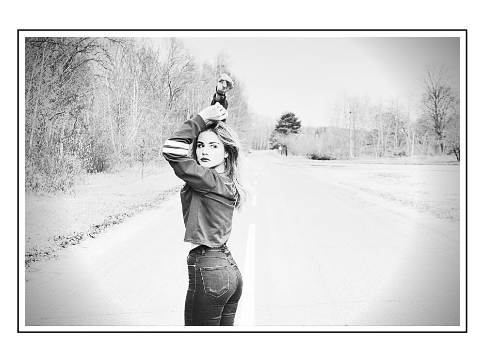 After · Black-and-White-Lessinia