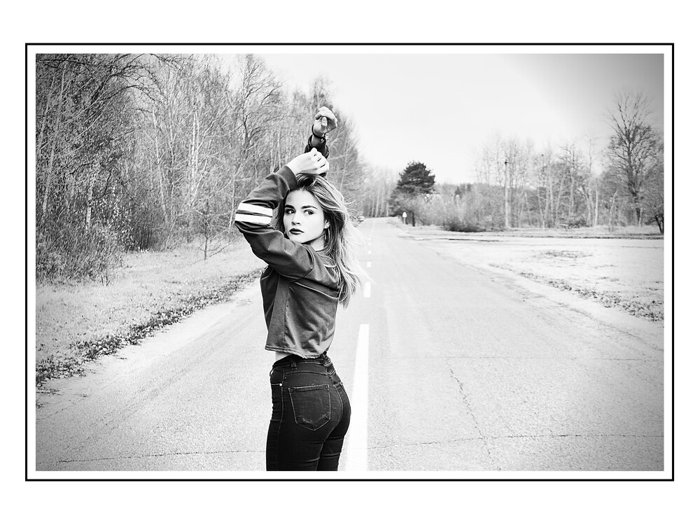 After · Black-and-White-Lessinia