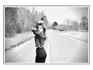 Black-and-White-Lessinia