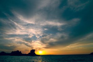 Stef Styles|Night|Ghotam City night with blue SH - Sunset over lake Victoria. Kisumo / Tanzania