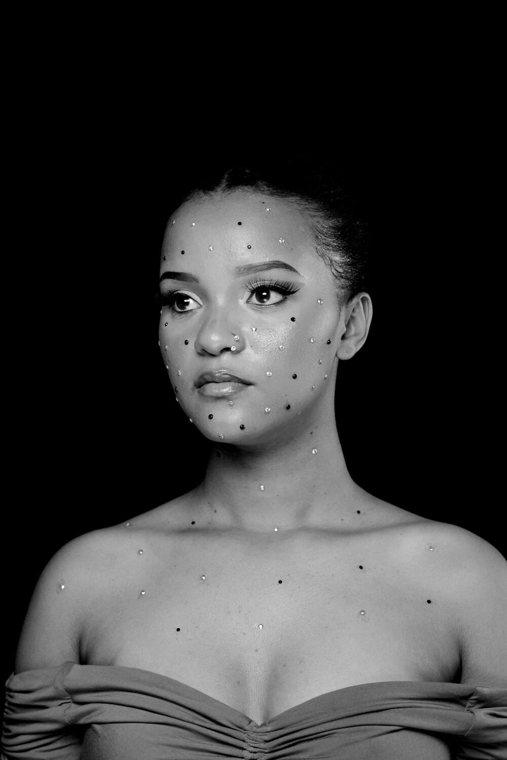 After · Stef Styles|Black and White|Indoor Mid Contrast