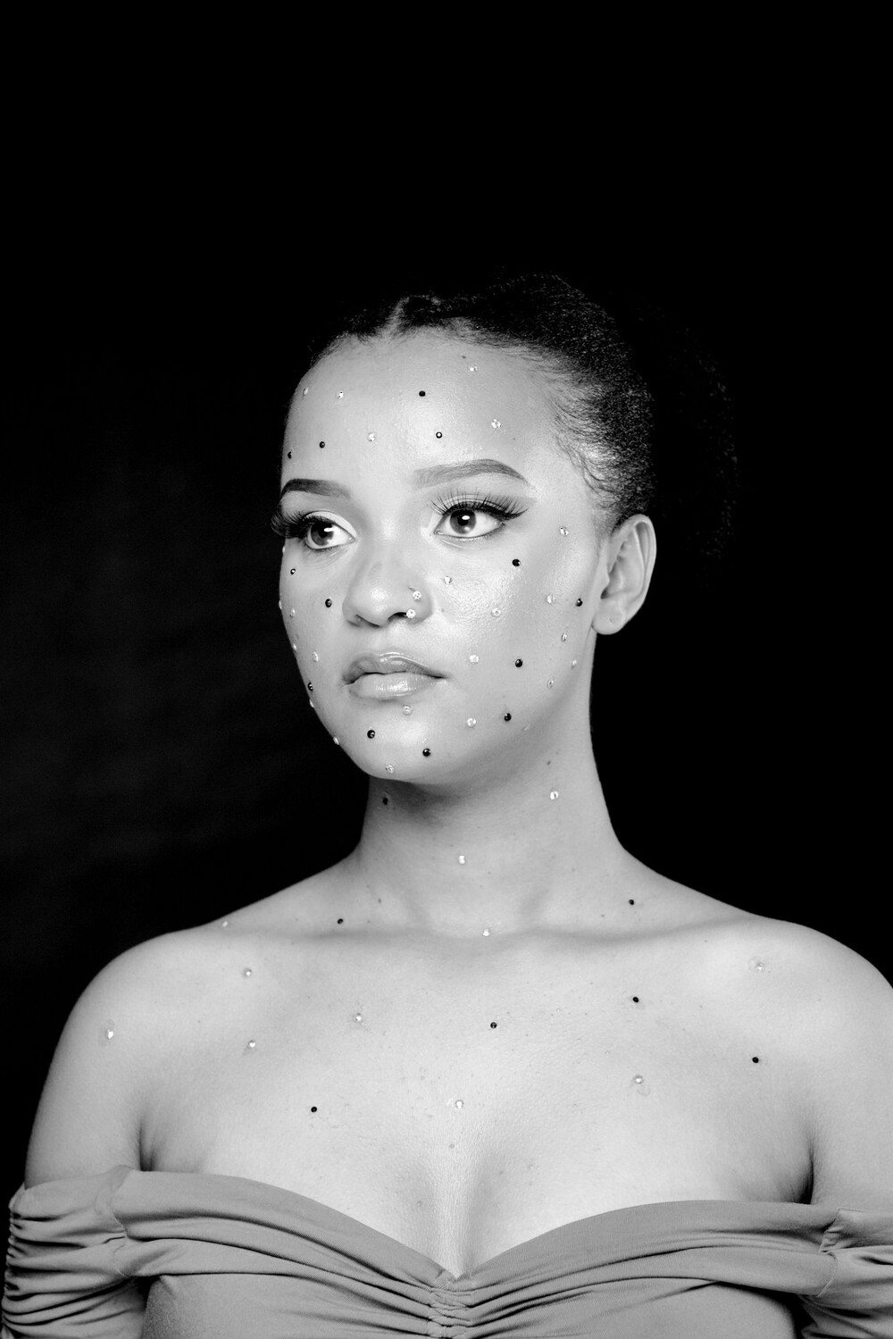 After · Stef Styles|Black and White|Indoor Mid Contrast