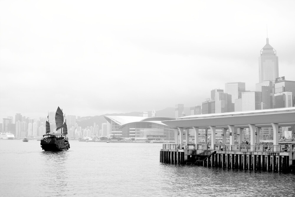 After · Stef Styles|Black and White|Indoor Mid Contrast