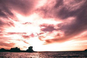 Stef Styles|Vintage|60s desat with WB+ - Sunset over lake Victoria. Kisumo / Tanzania