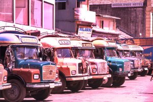 Stef Styles|Vintage|68s desat&vibr with WB+ - Some colourful busses. Colombo / Sri Lanka