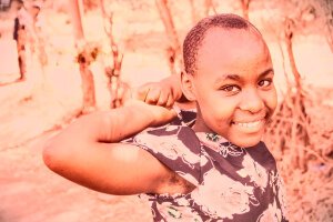 Stef Styles|Vintage|Cuba Street - ORA SD - A little girl. Tanzania